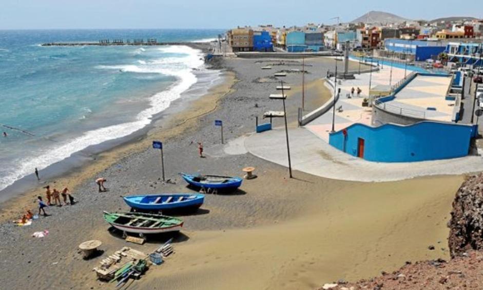 El Burrero Apartment & Beach - Airport מראה חיצוני תמונה