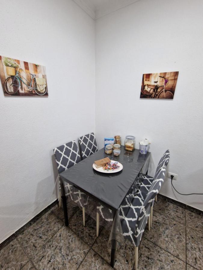 El Burrero Apartment & Beach - Airport מראה חיצוני תמונה